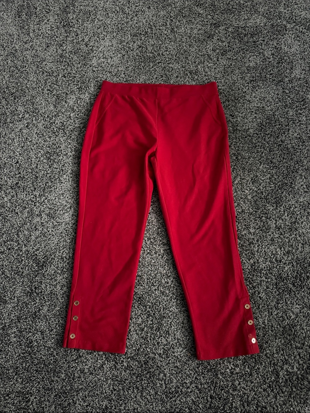 Red Women’s ' Capri Leggings with Button Detail